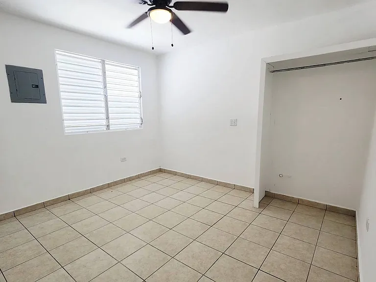 25-5B Bucare — Photo 12
