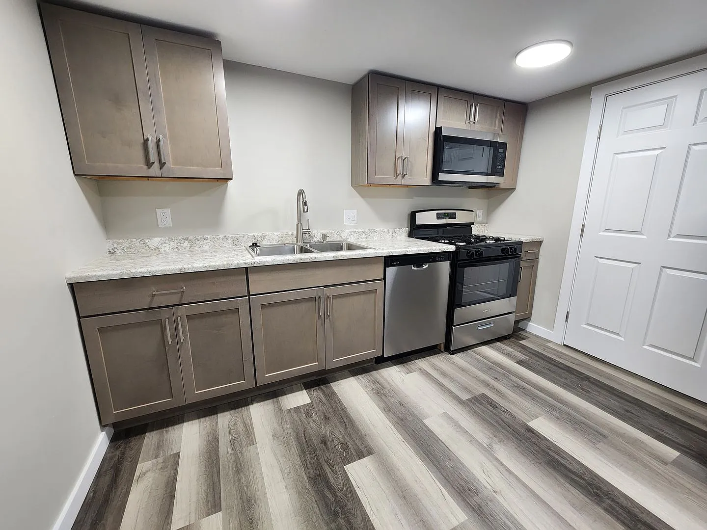 Utilities Included!! Spacious Studio Available Now! — Photo 3