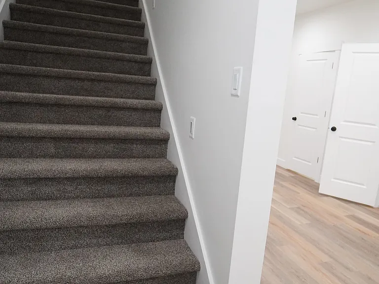 1558 S 150 W — Photo 16