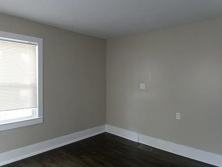 916 Grove St #B — Photo 7