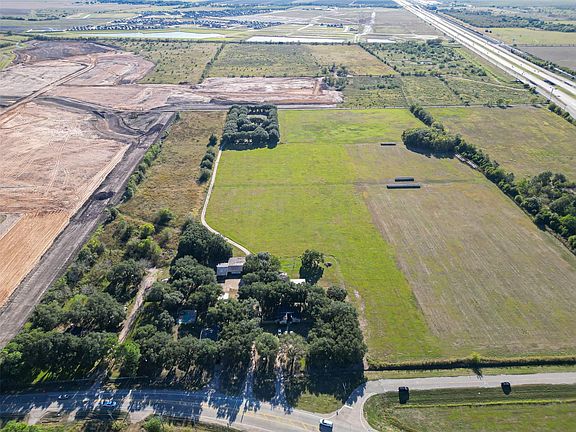 5th image of 400 Fm 360 Rd