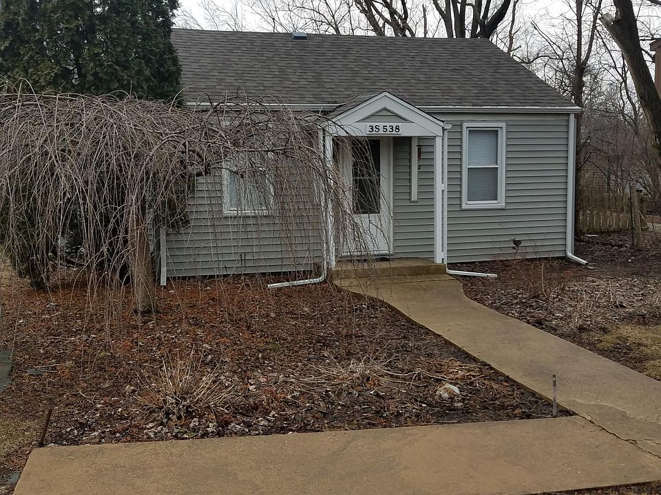 1st image of 3S538 Elizabeth Ave