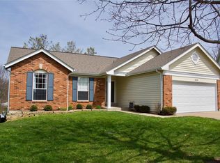 204 Ballyshannon Ct, Ballwin, MO