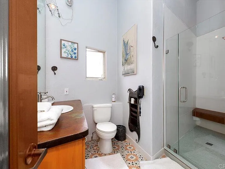 1733 Coast Blvd — Photo 13