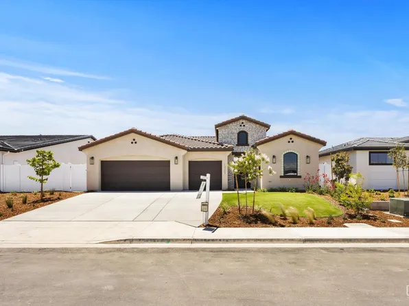 13207 Wintersweet Dr, Bakersfield, CA 93314