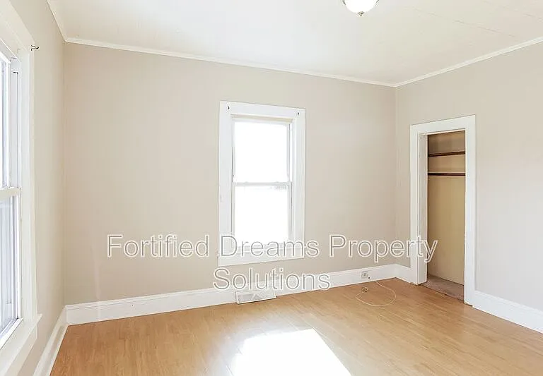 842 Efird St — Photo 9