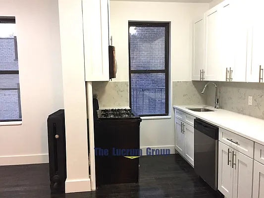 Rented by Lucrum Group | media 16
