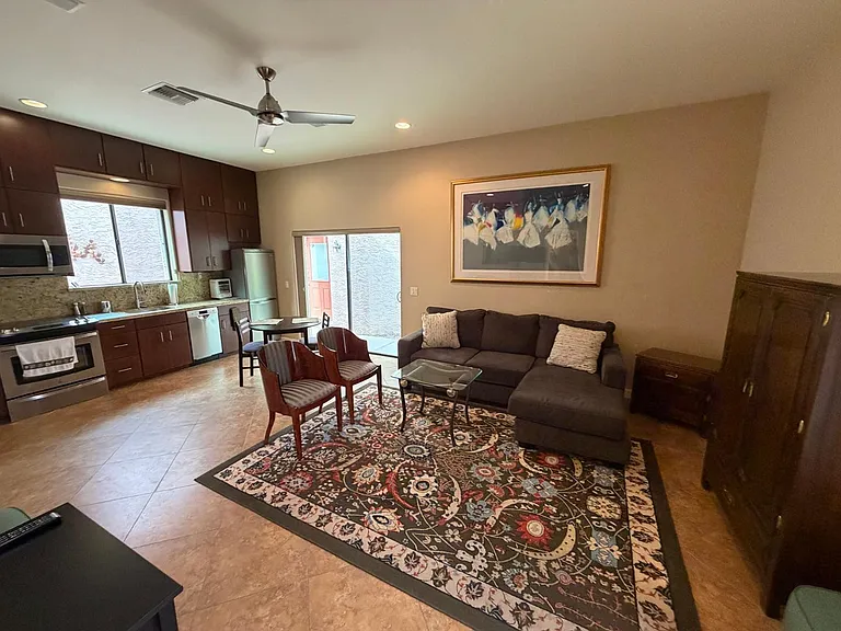 4132 E Grandview Cir — Photo 4