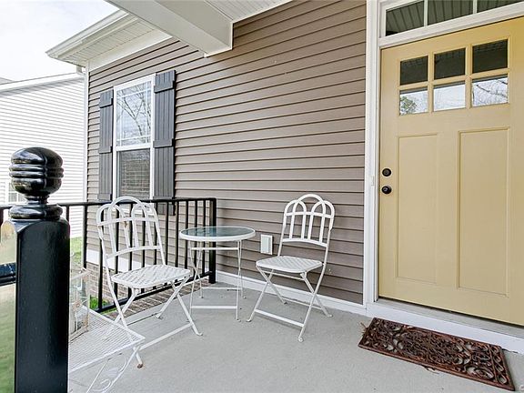 3rd image of 12466 Side Saddle Ln