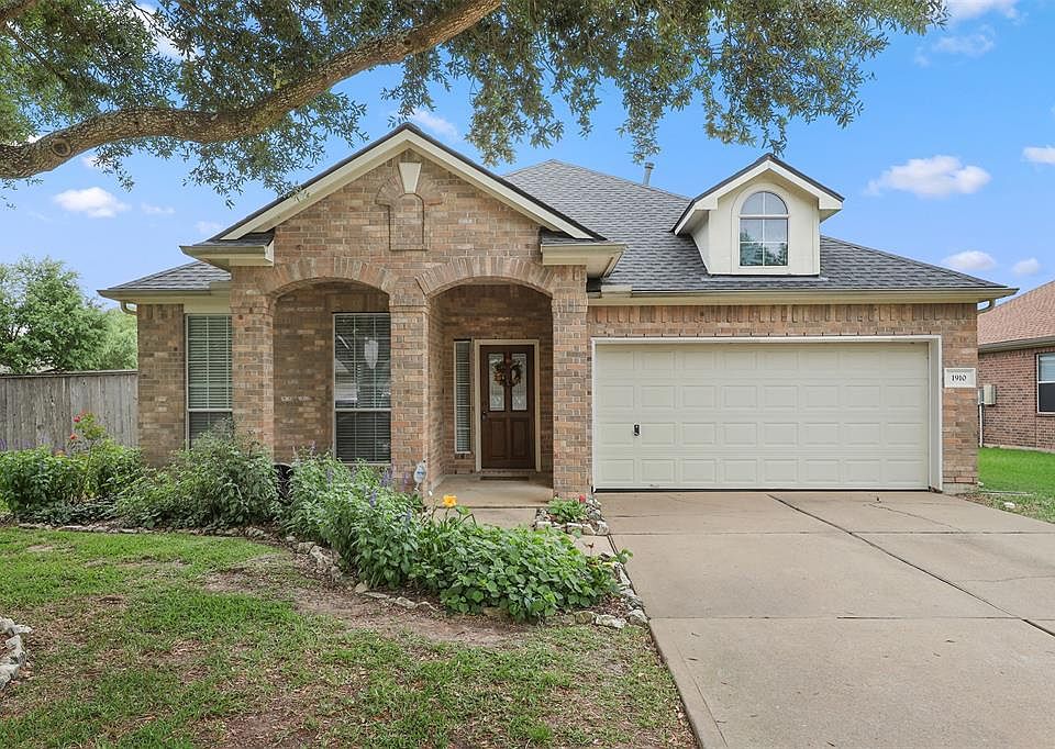 1st image of 1910 Eden Glen Ln