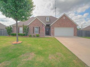 2707 Churchill Dr, Bartlesville, OK 74006