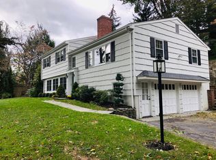 8 Marks Rd, Riverside, CT 06878
