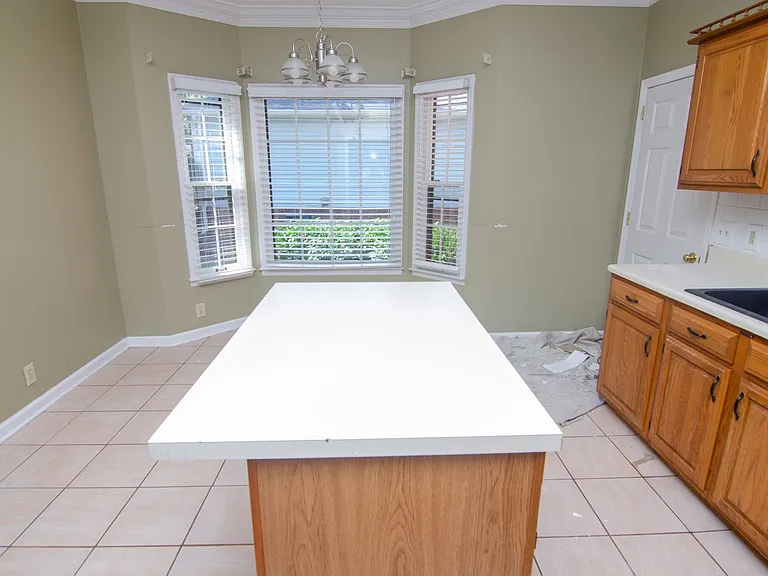 1144 Hunters Chase Dr — Photo 12