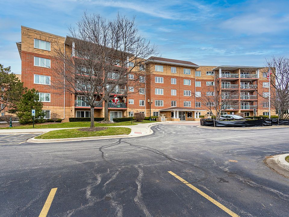1st image of 710 Creekside Dr Unit 301