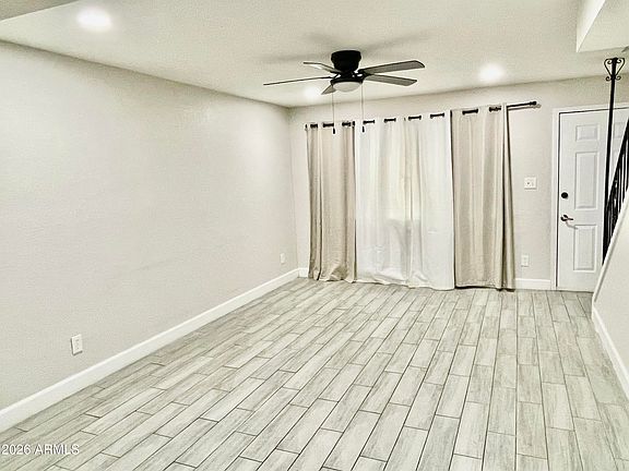 4th image of 1533 W MISSOURI Avenue #6