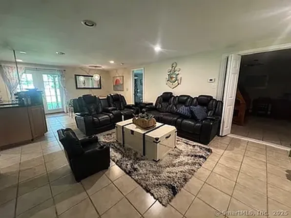 441 Toby Hill Rd #A, Westbrook, CT 06498