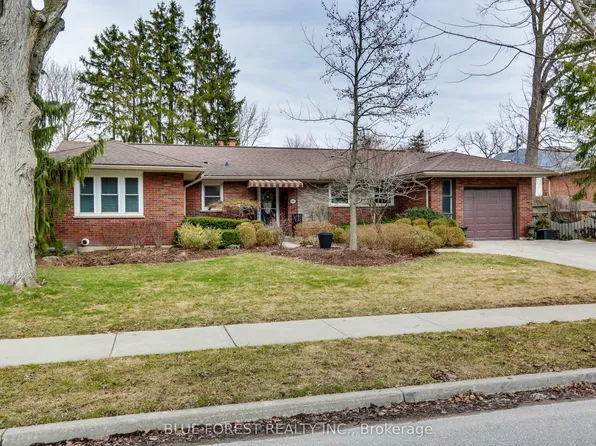 30 Franklin Ave, London, ON N6C 2G7