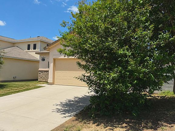 2nd image of 4423 Gloria Dr