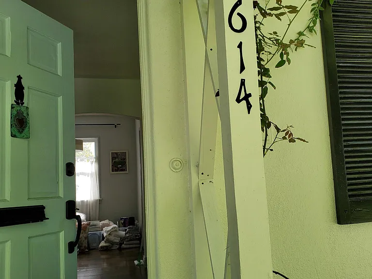 614 N Madison Ave #614 — Photo 2