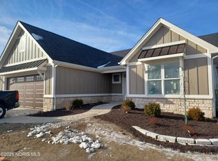 4334 Post Office Cir, Maumee, OH 43537