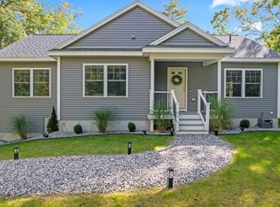 3 Owen Ln, Gray, ME 04039