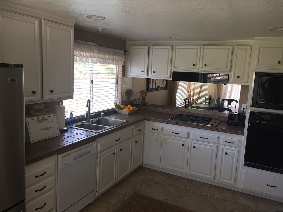 2nd image of 27726 Spandau Dr