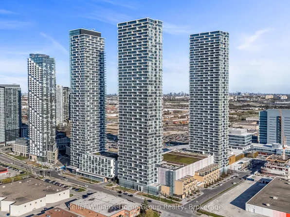 898 Portage Pkwy #4805, Vaughan, ON L4K 4Z4