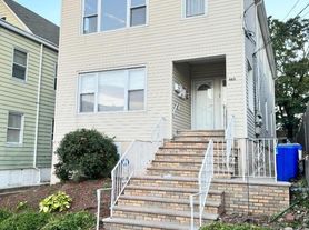 485 E 27th St, Paterson, NJ