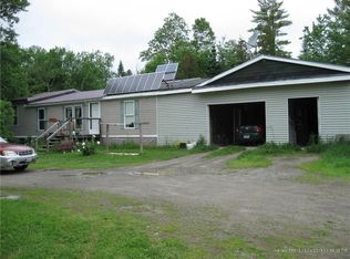 171 Saint Albans Rd, Palmyra, ME 04965