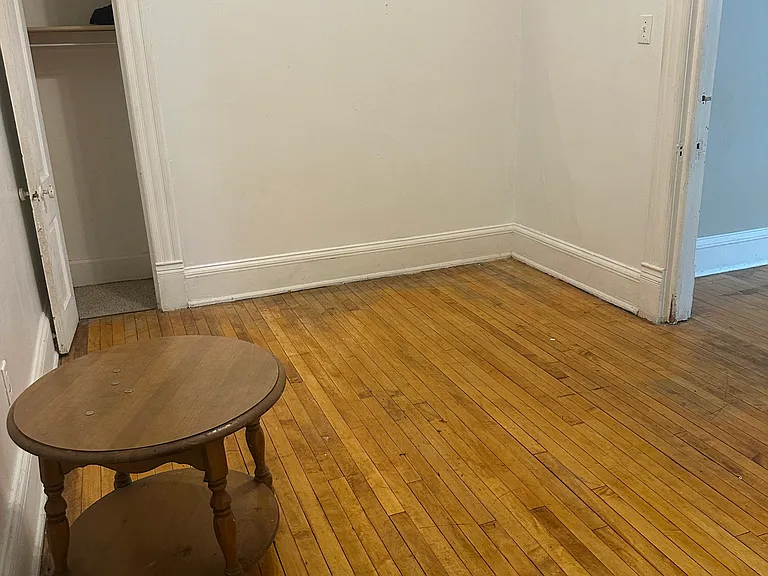 1024 E Pearson St — Photo 6