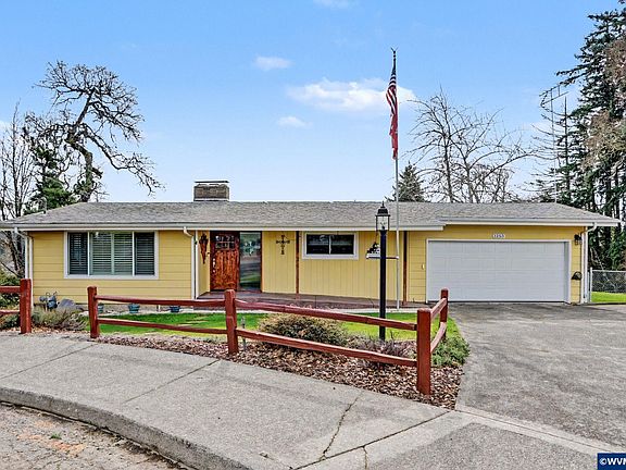 4th image of 1253 Highland Ct