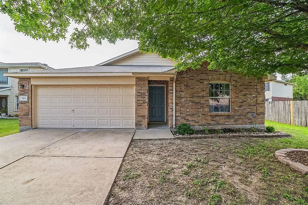 3 bed, 1464 sqft, $1,850 — Photo 1