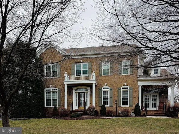 25057 Gazelle Ct, Chantilly, VA 20152