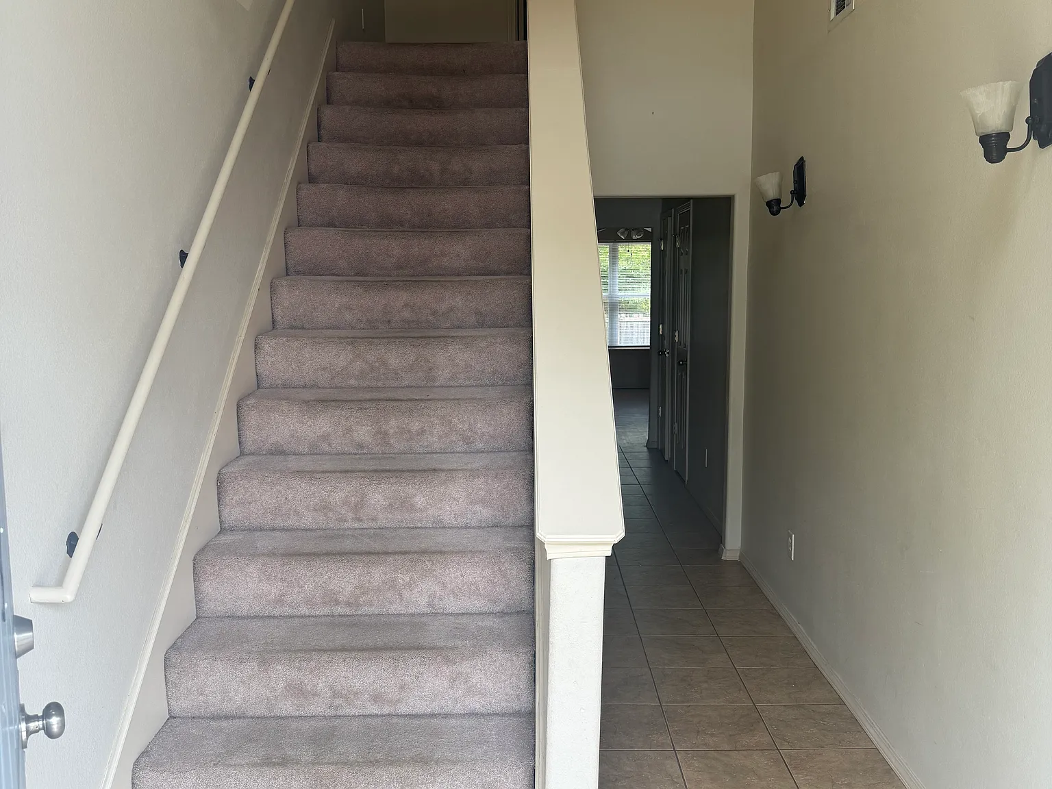 3 bed, 1662 sqft, $1,550 — Photo 2