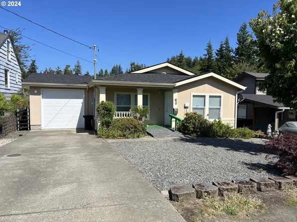 62 N Elliott St, Coquille, OR 97423