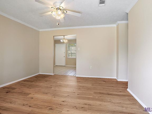 2nd image of 3609 Whitehaven St