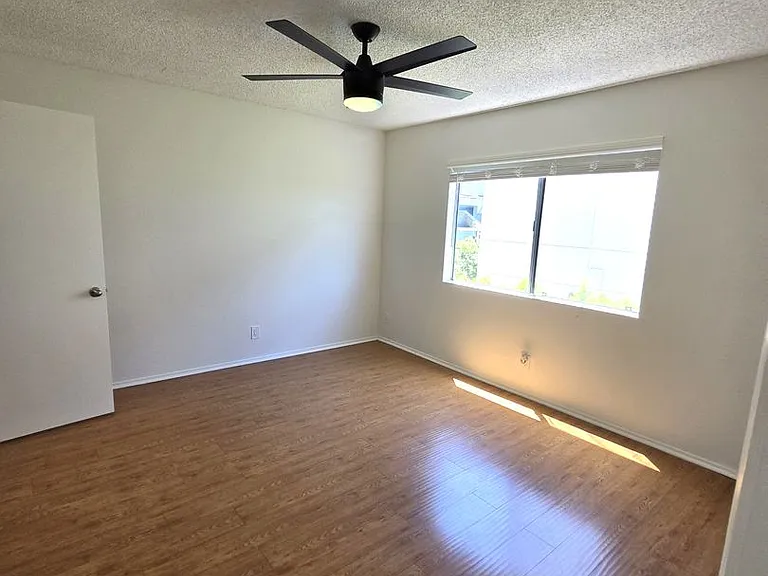 13621 Cerise Ave — Photo 3