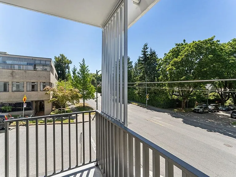 2888 Arbutus St #205 — Photo 19