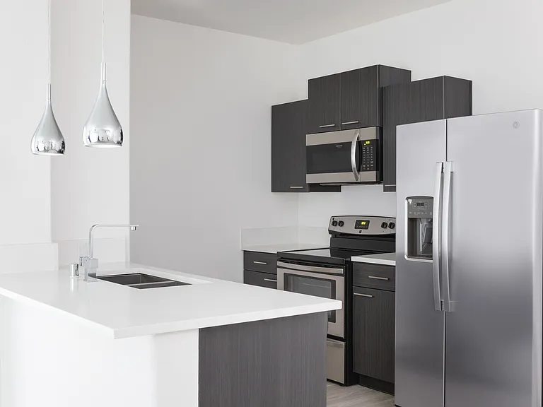 SW Apartments — Photo 16