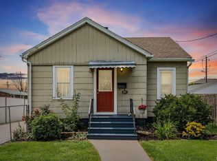 3621 26th St, Moline, IL 61265