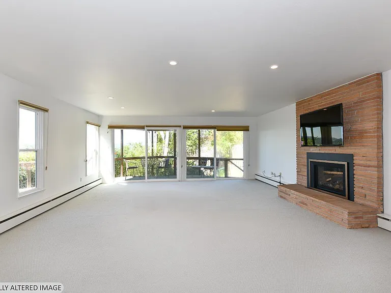 22 Monez Blvd — Photo 16