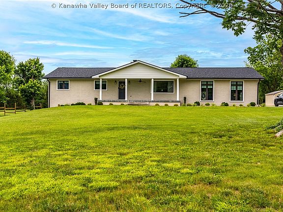 2nd image of 286 Sunnybrook Dr