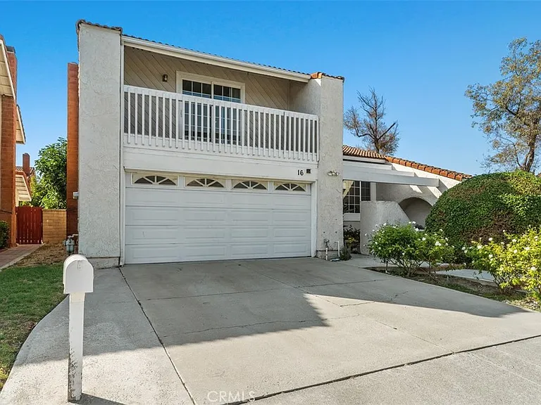 16 Duane — Photo 34