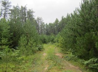 3 Young Rd, Ashburnham, MA 01430