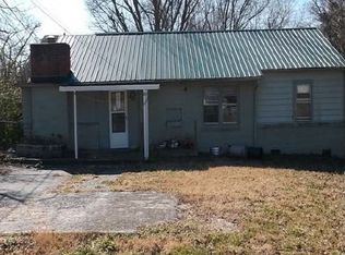 4401 Coster Rd, Knoxville, TN 37912