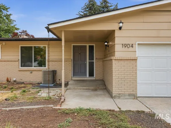 1904 NW 8th St, Meridian, ID 83646