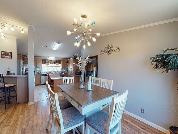 4th image of 4405 N Oakhill Ave