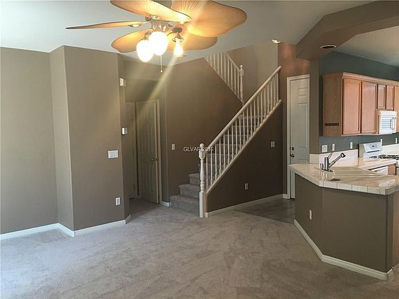 3rd image of 7668 Aspen Color St #0
