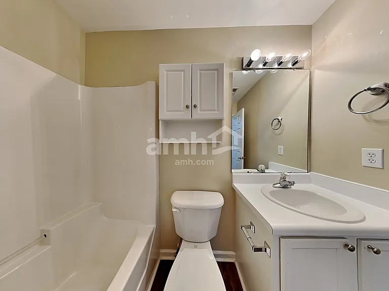 1941 Sterling Hill Dr — Photo 17
