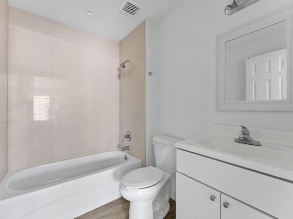56 W 12th Street, Riviera Beach, FL 33404
